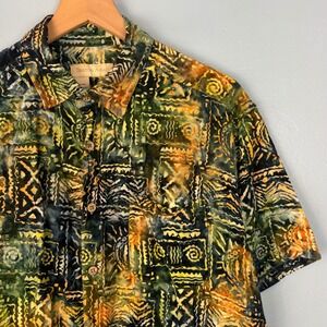Territory Ahead Mens Large Green Batik Tribal Abstract Rayon Short Sleeve Shirt